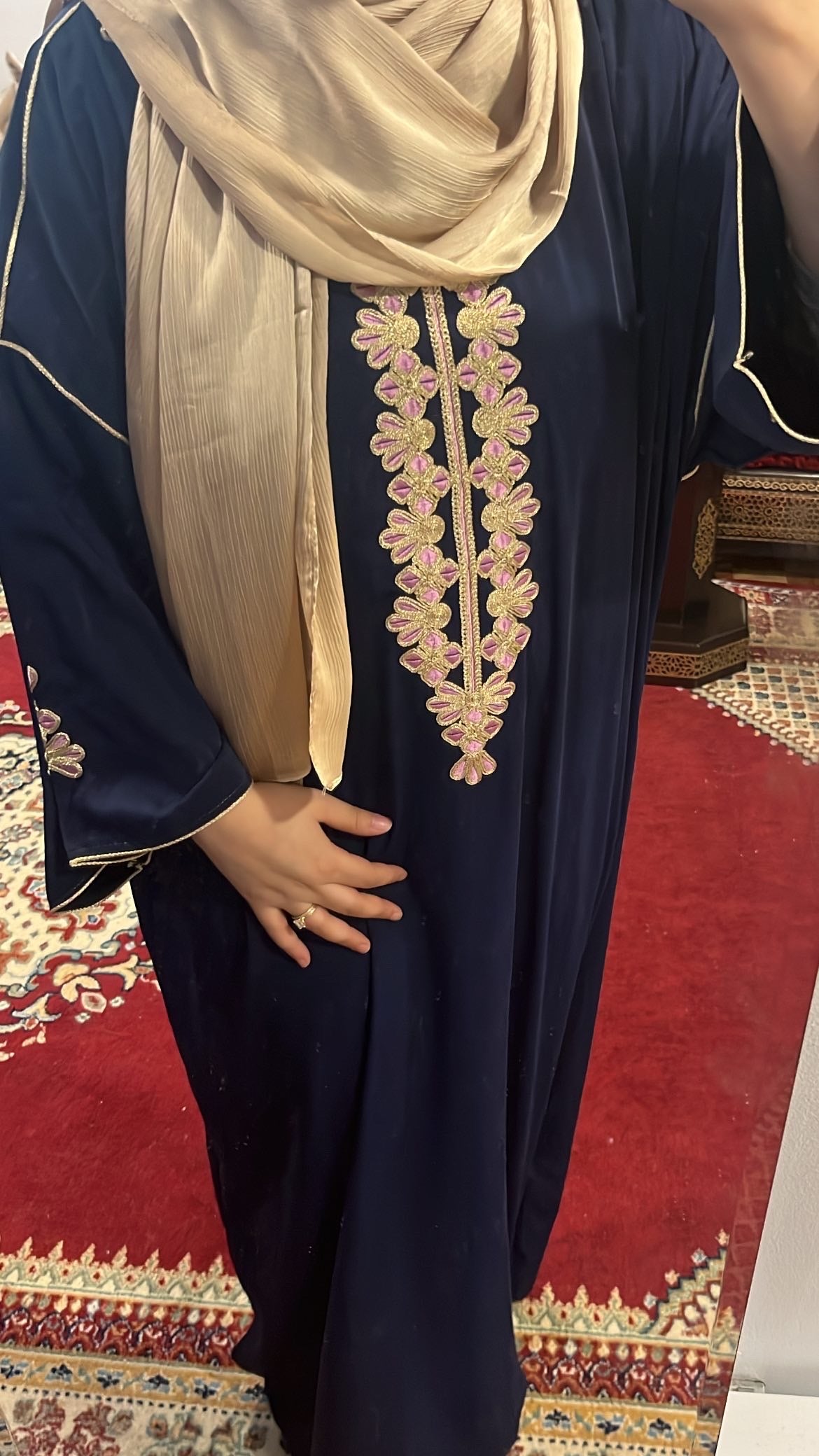 Caftan maison- Bleu marin broderie en or