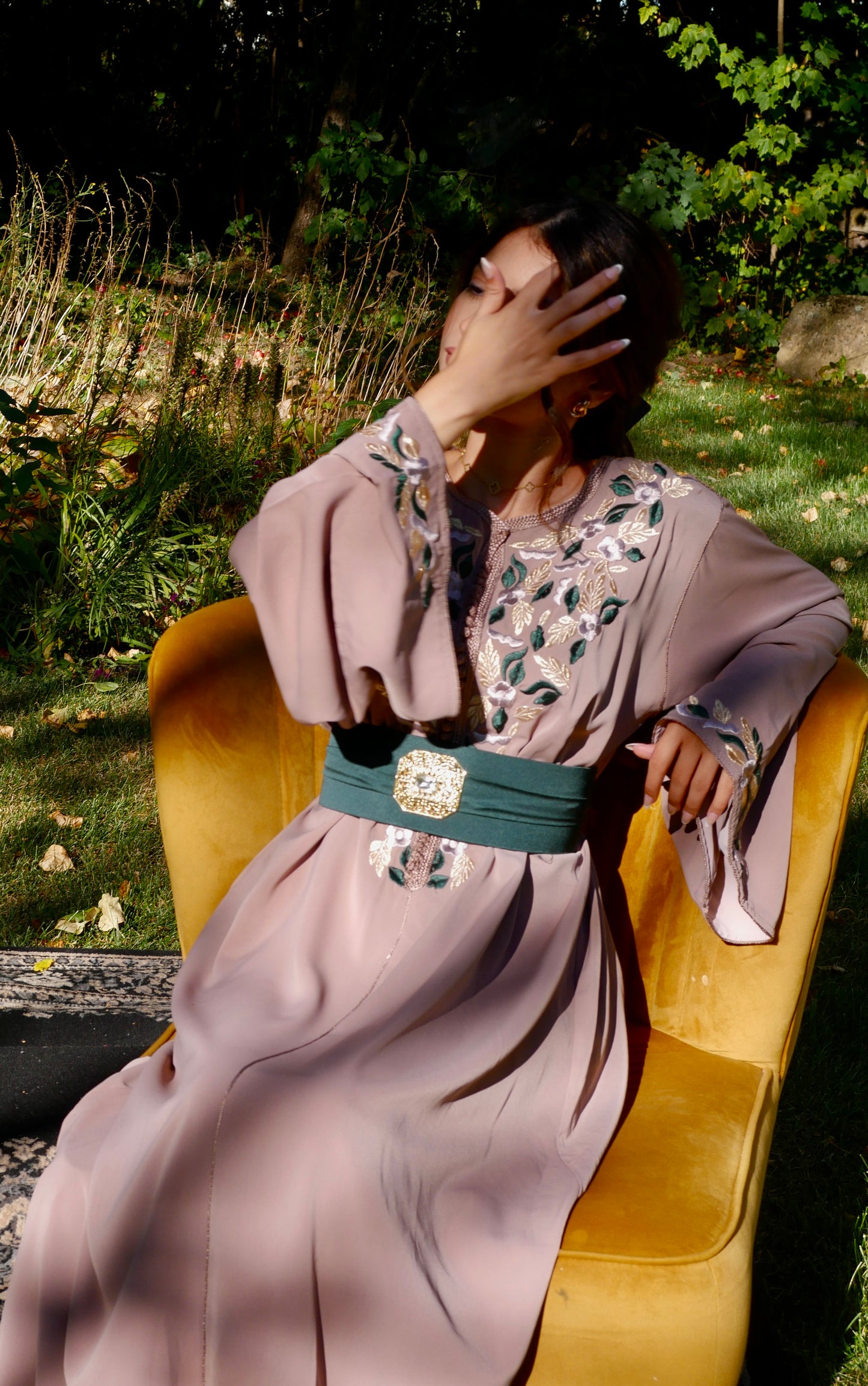 Caftan BATOUL broderie Fleurit - Taupe doublure Beige rosé