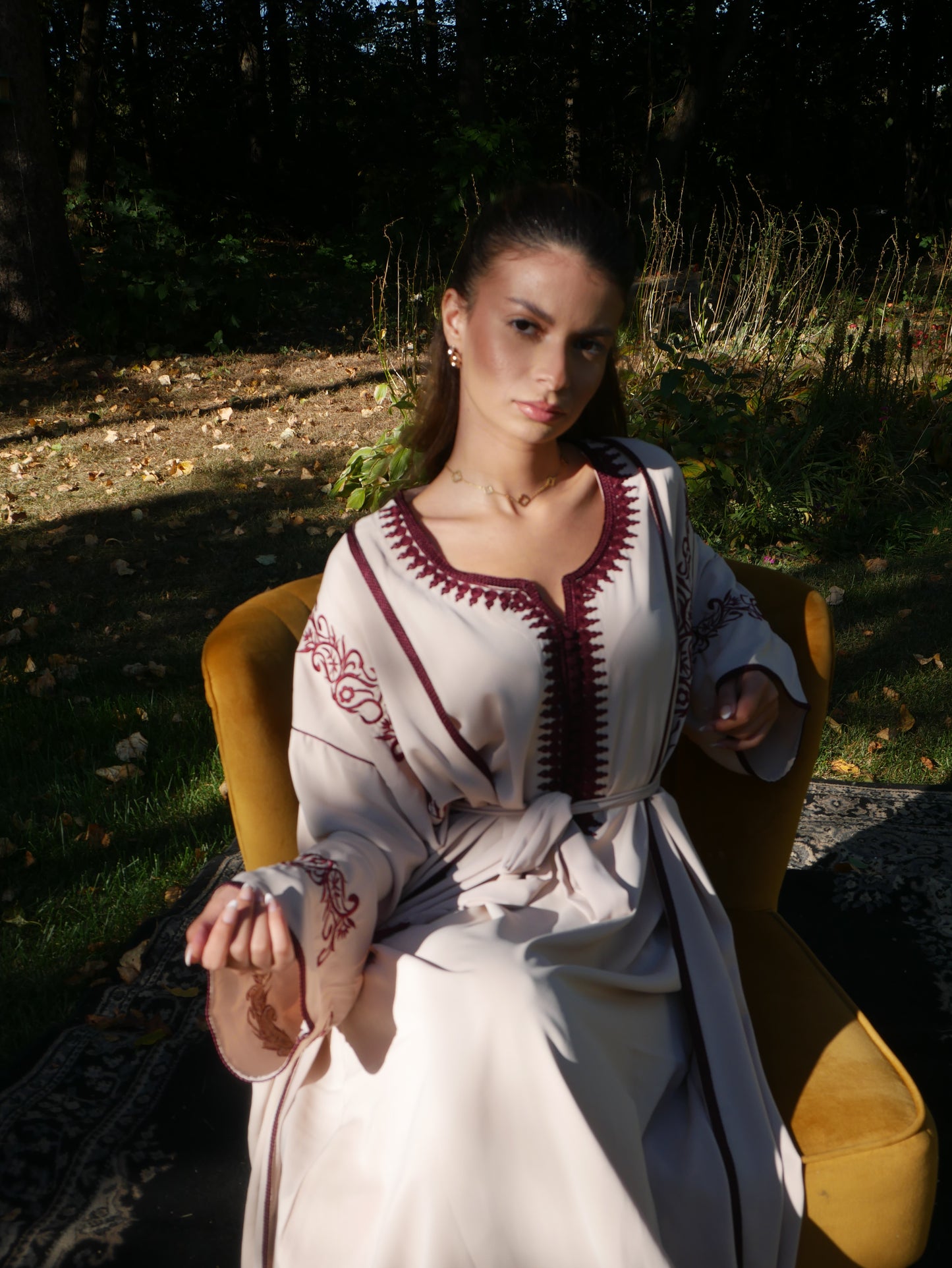 Abaya TAMO broderie Fleurit deux pièces - Beige