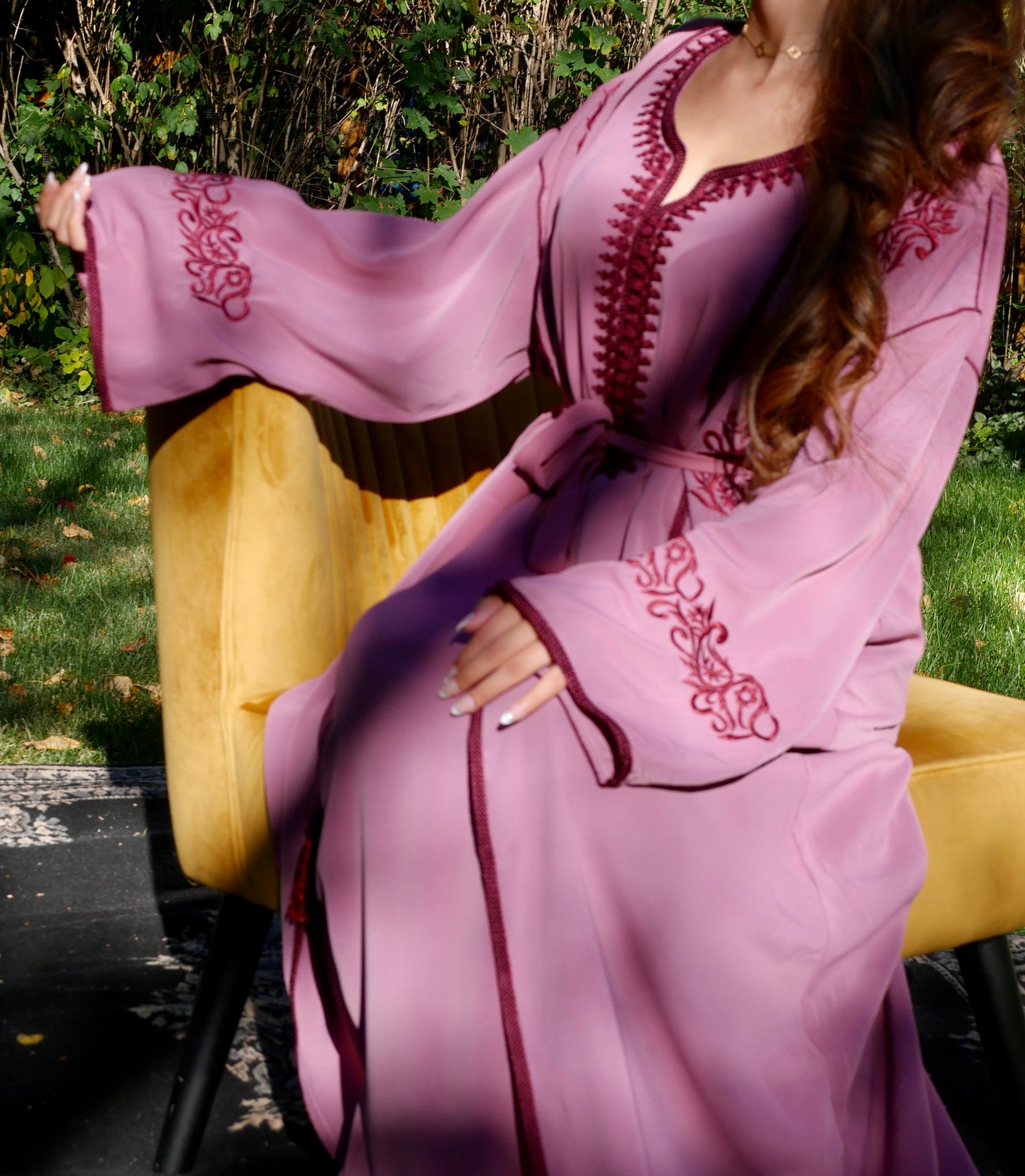Abaya TAMO broderie Fleurit deux pièces - Framboise