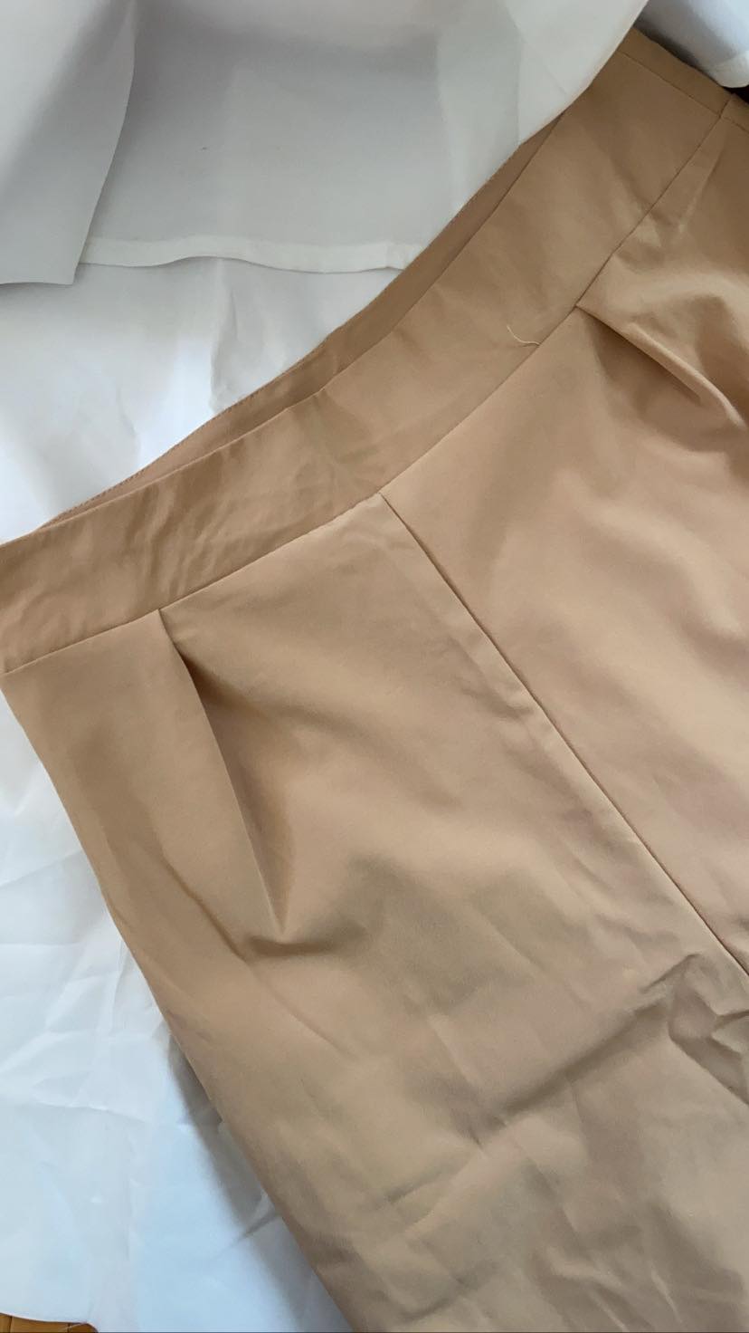 Ensemble deux pièces. beige Small/Médium