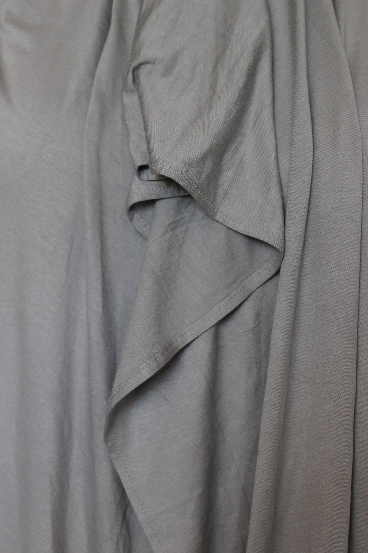 Hijab jersey gris foncé