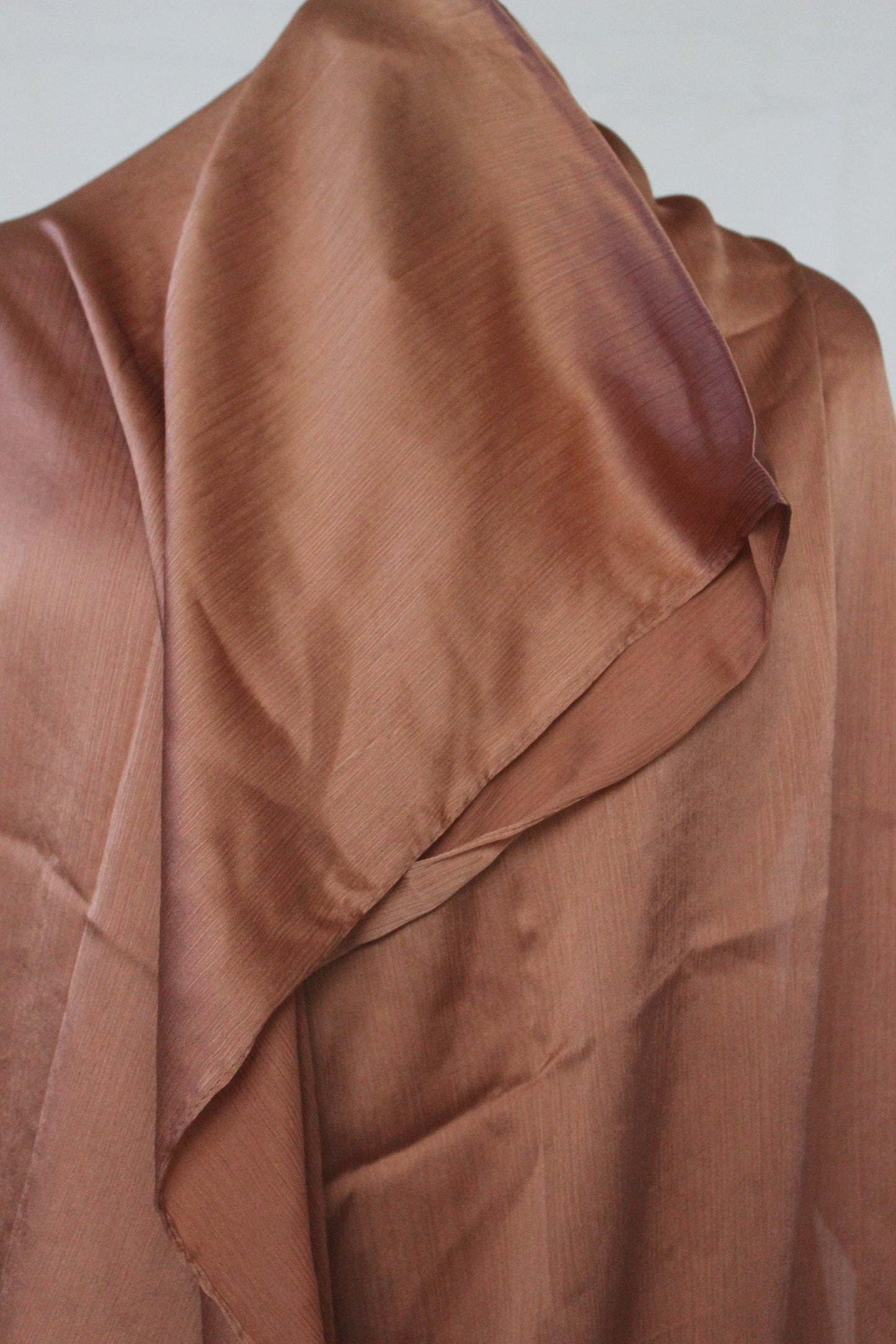 Hijab satin texture bronze