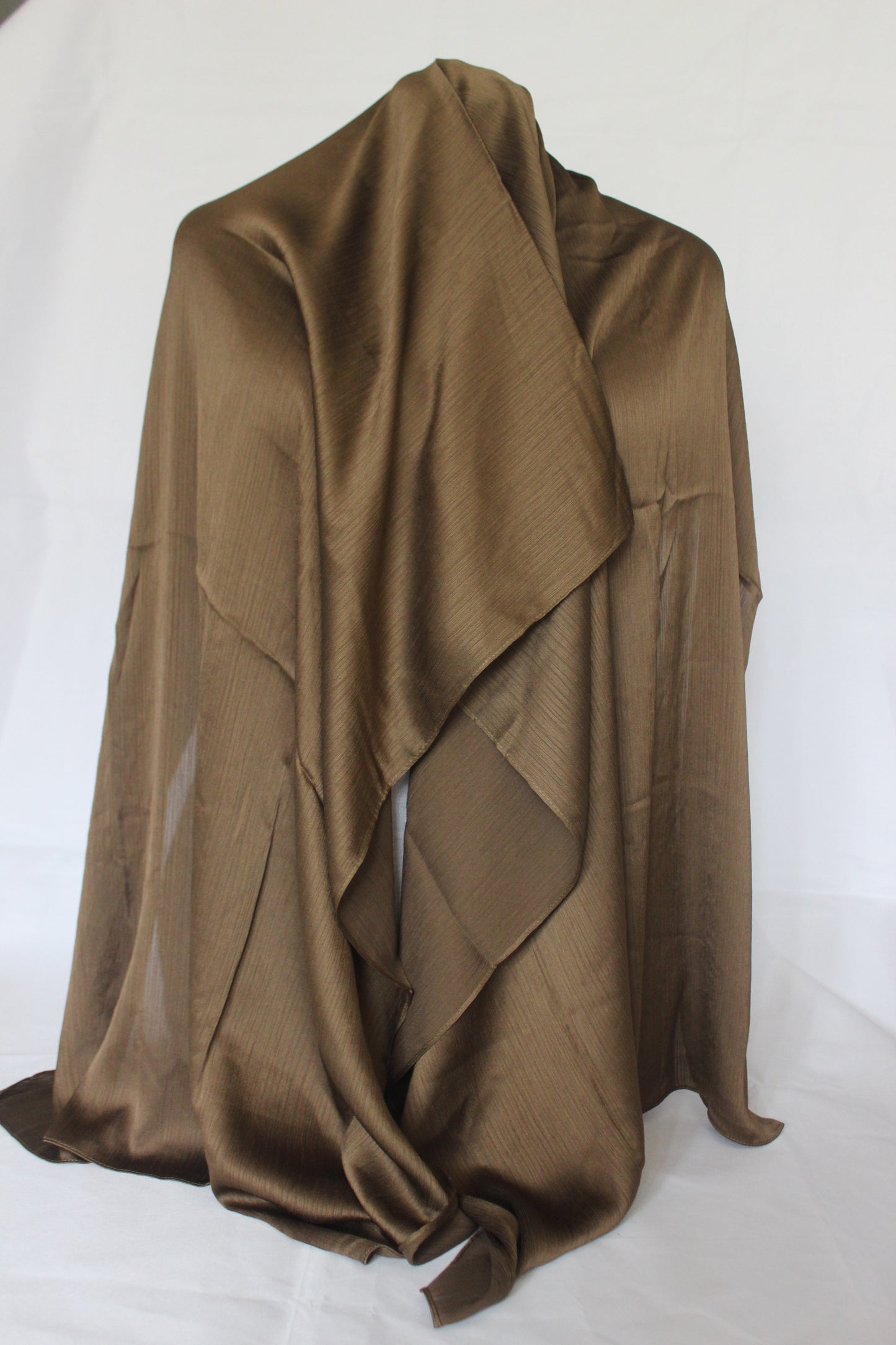 Hijab satin texture khaki