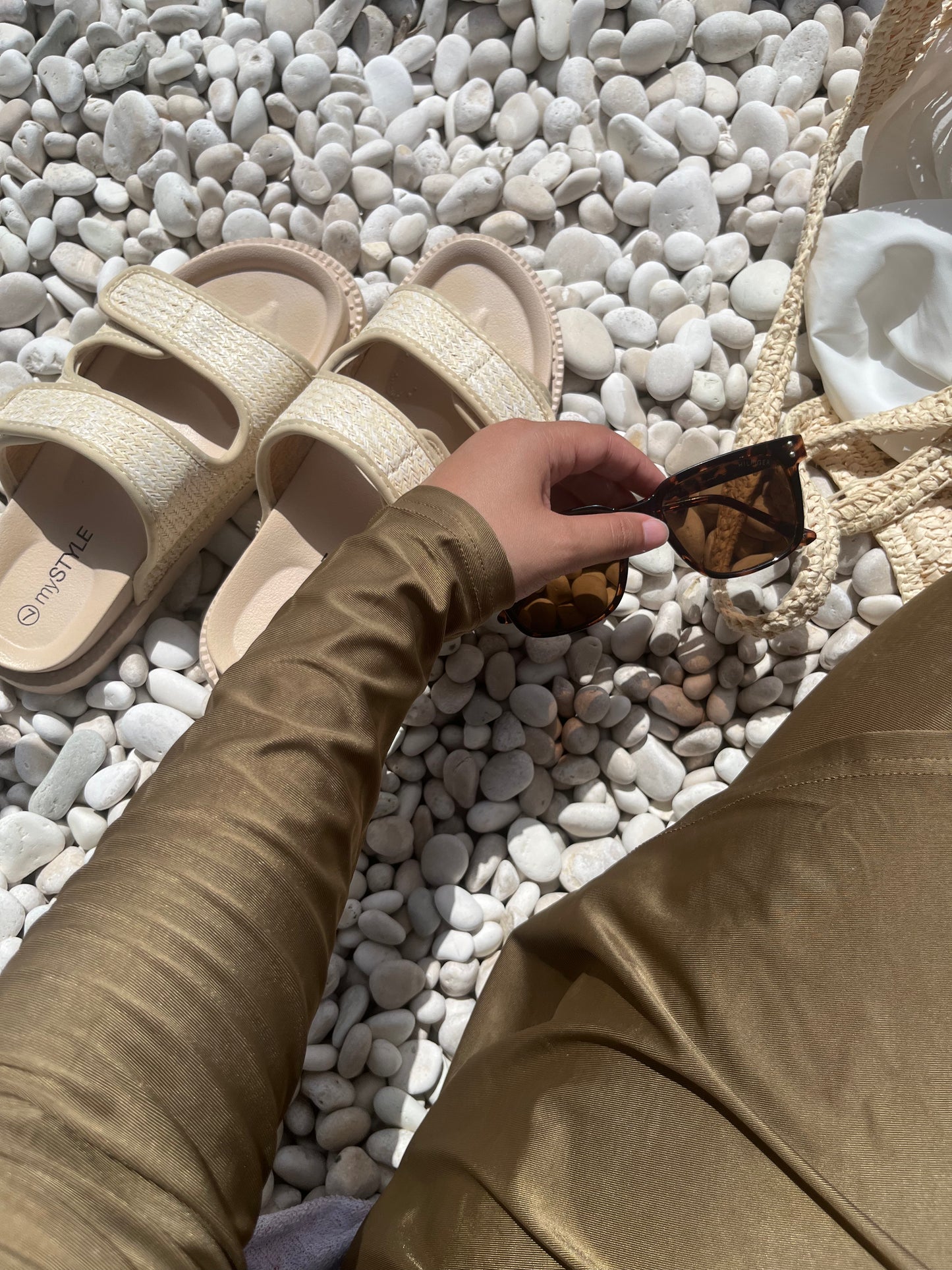 Burkini Amela Noir, Khaki, Beige et Bleu gris