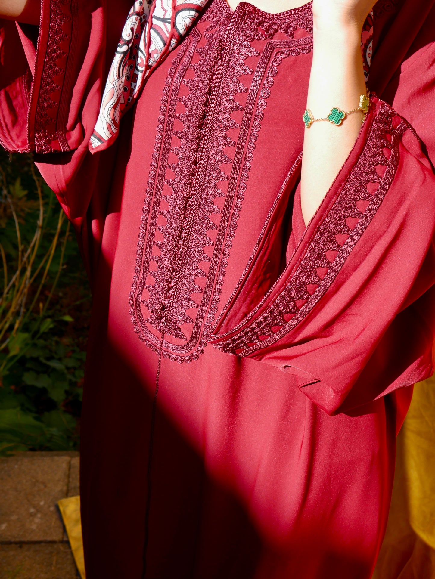 Caftan HALIMA bordeau broderie bordeau