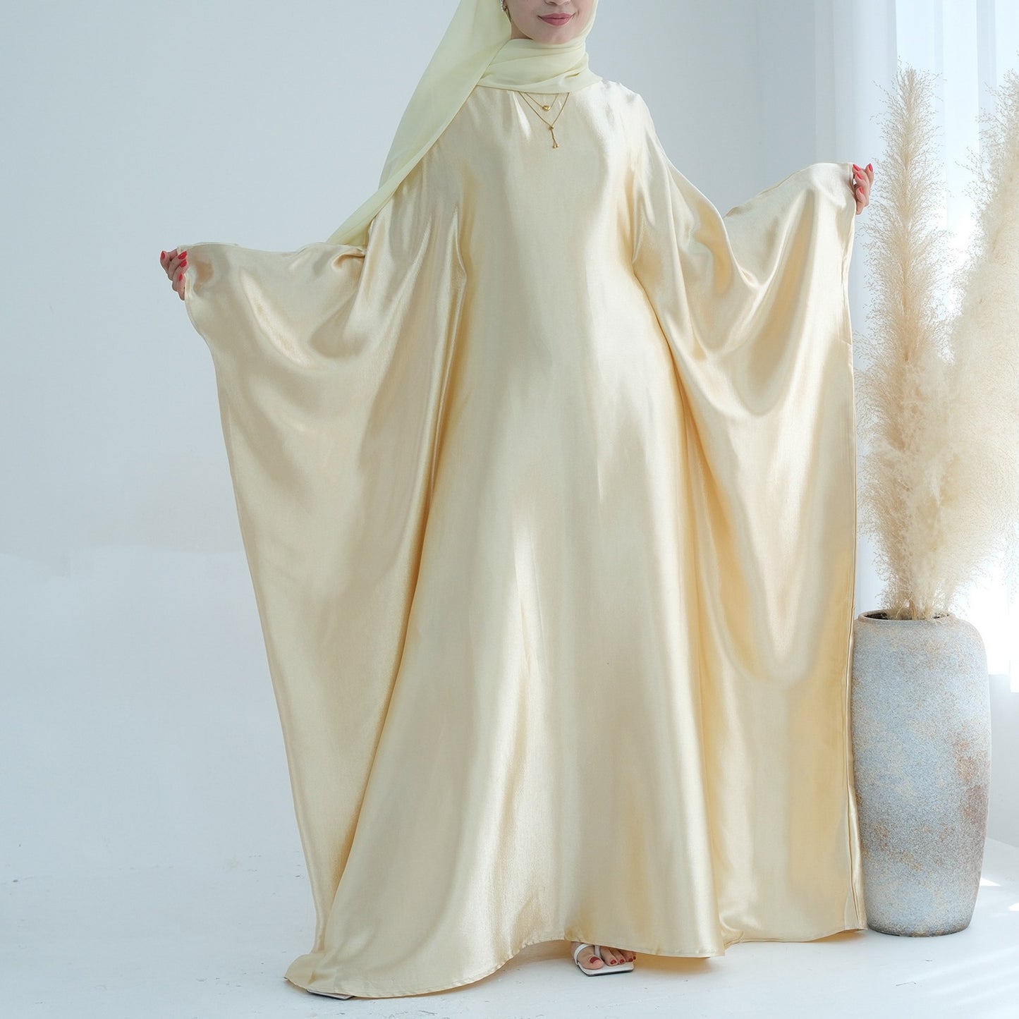 Robe Papillon - Farasha Satin crêpe- Jaune diamant