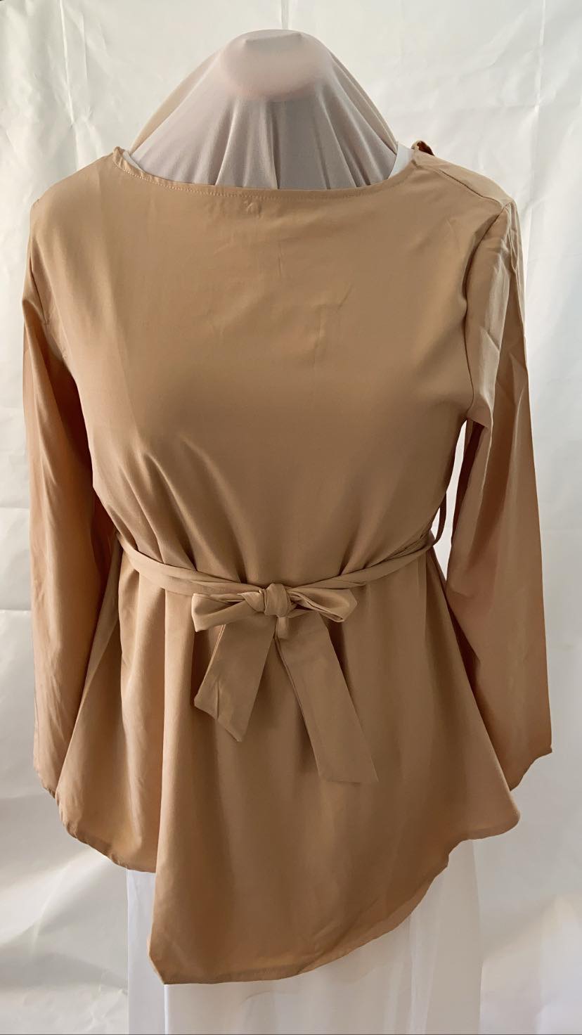 Ensemble deux pièces. beige Small/Médium